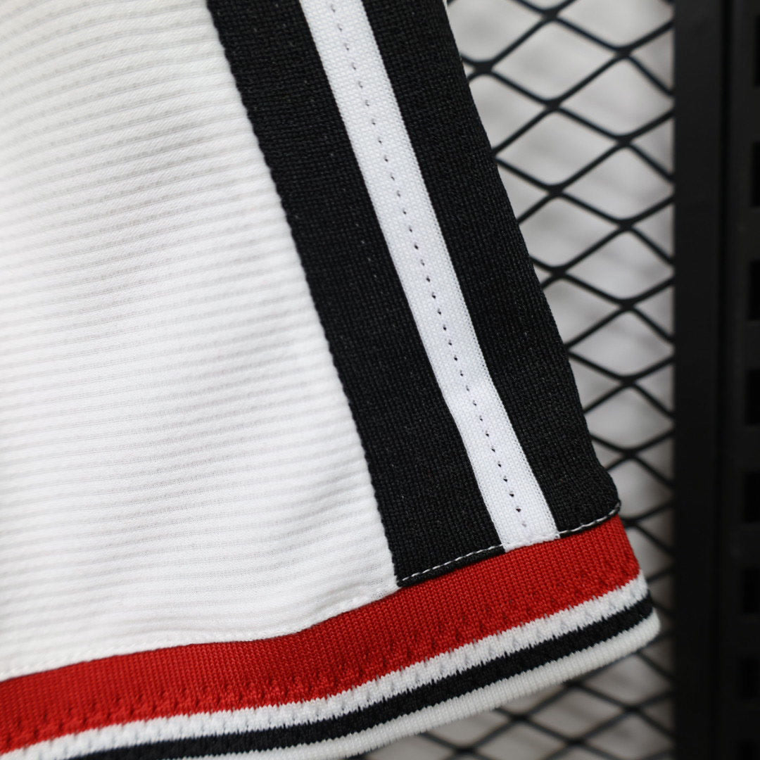 Manchester United 2026/27 Home Shorts