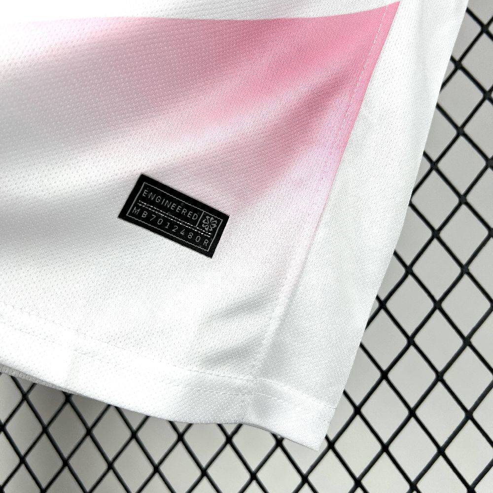 Men’s Barcelona 2025/26 Pink Special Edition Jersey