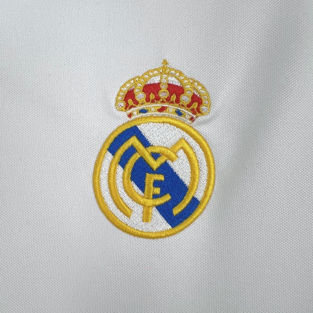 Real Madrid 2002/03 Home Retro Jersey