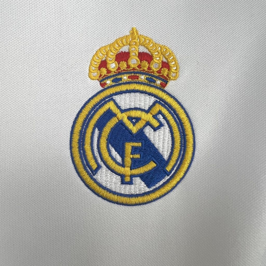 Real Madrid 2003/04 Home Retro Jersey