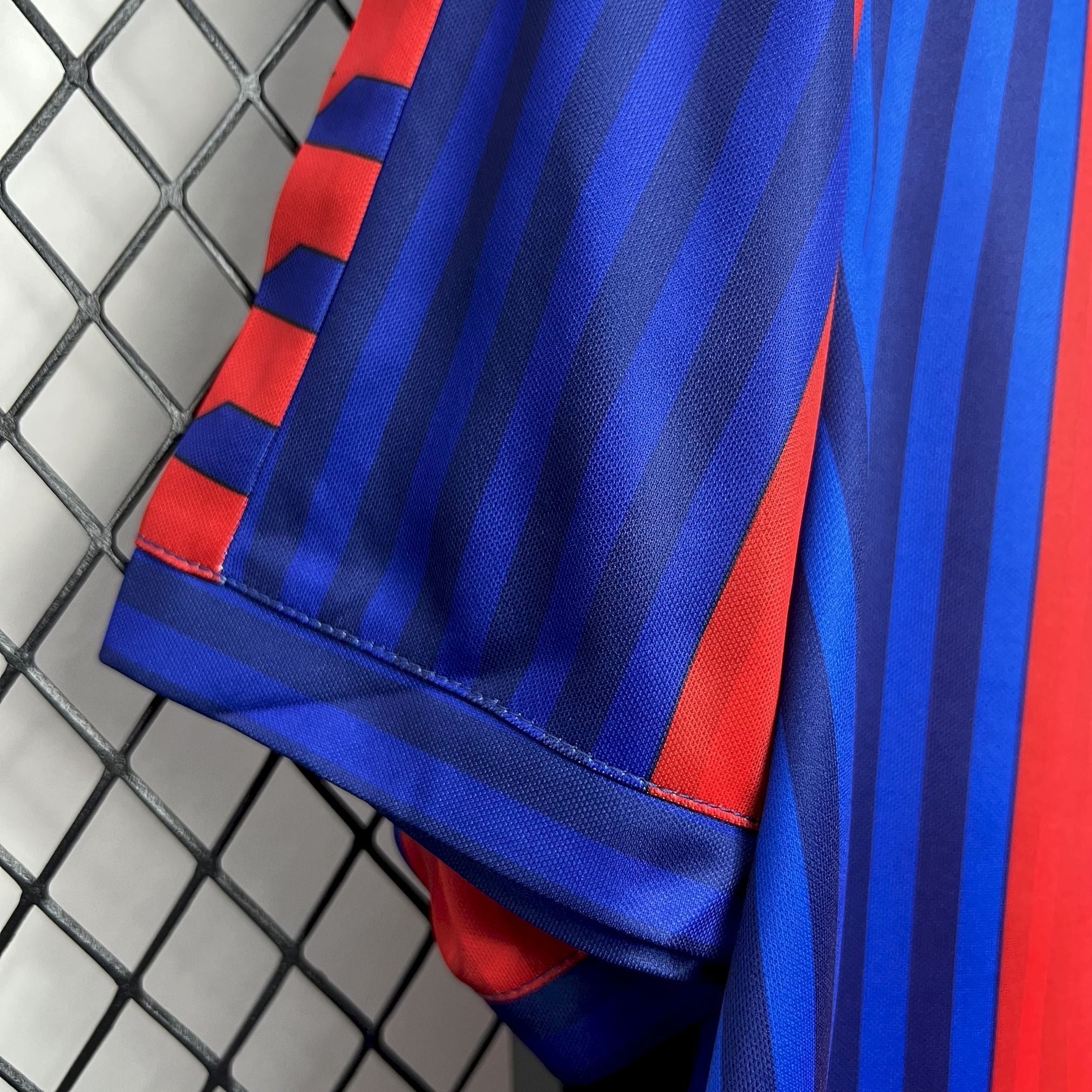 Barcelona 1991/92 Home Retro Jersey
