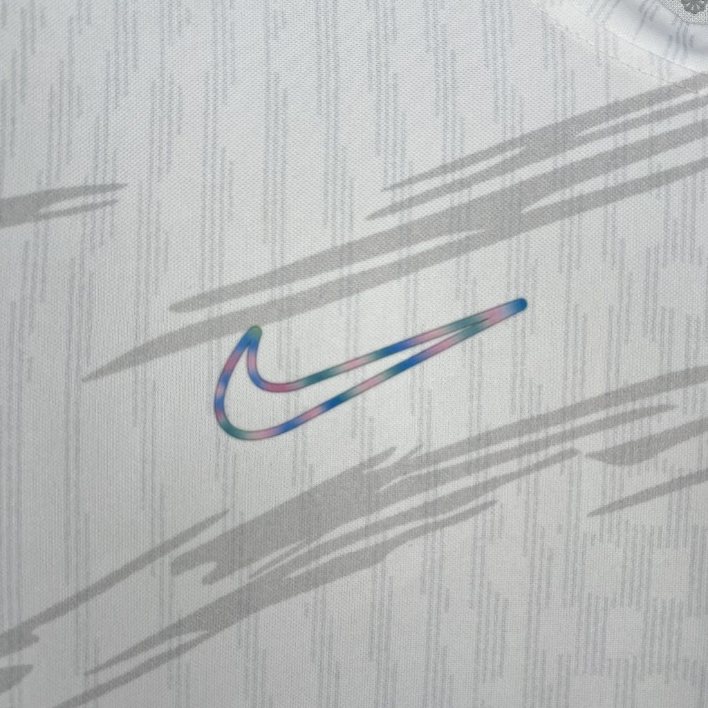 Barcelona 2025/26 Second White Special Edition Jersey