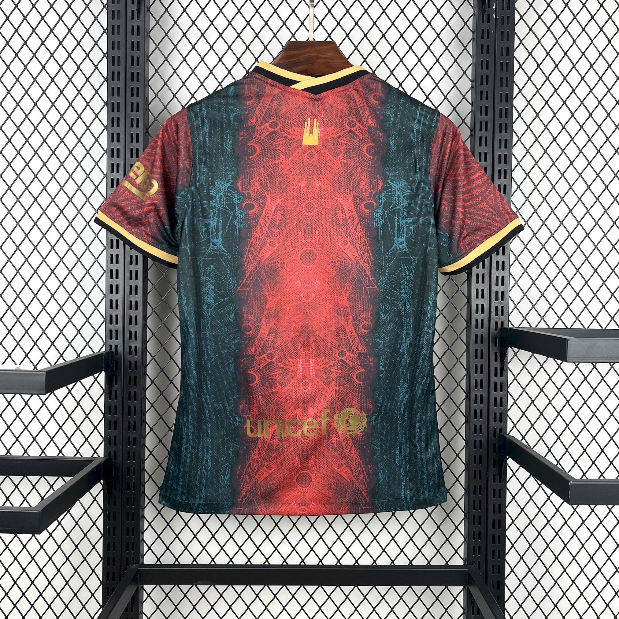 Retro Barcelona 2021/22 Concept Jersey