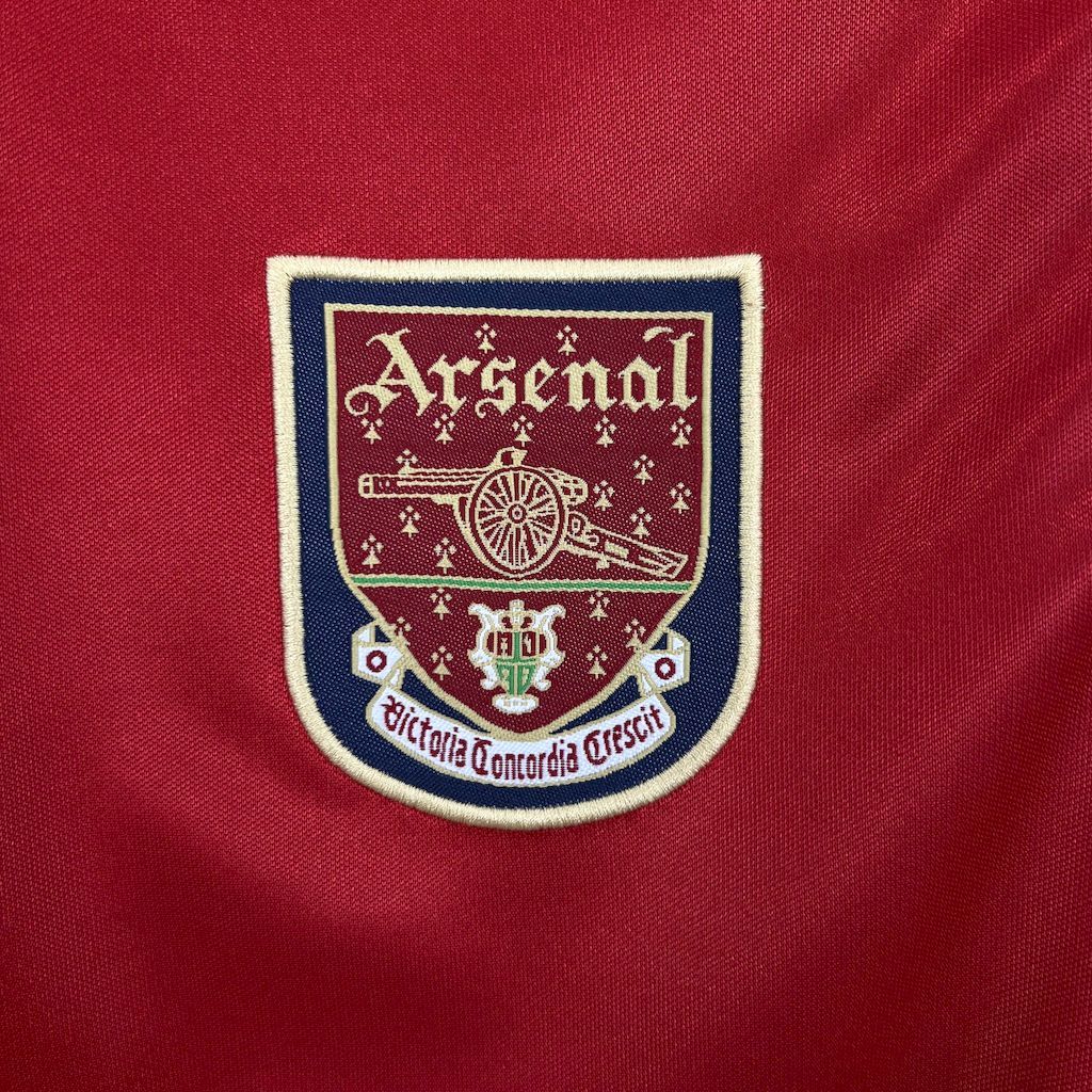 Arsenal 2000/01 Home Retro Jersey