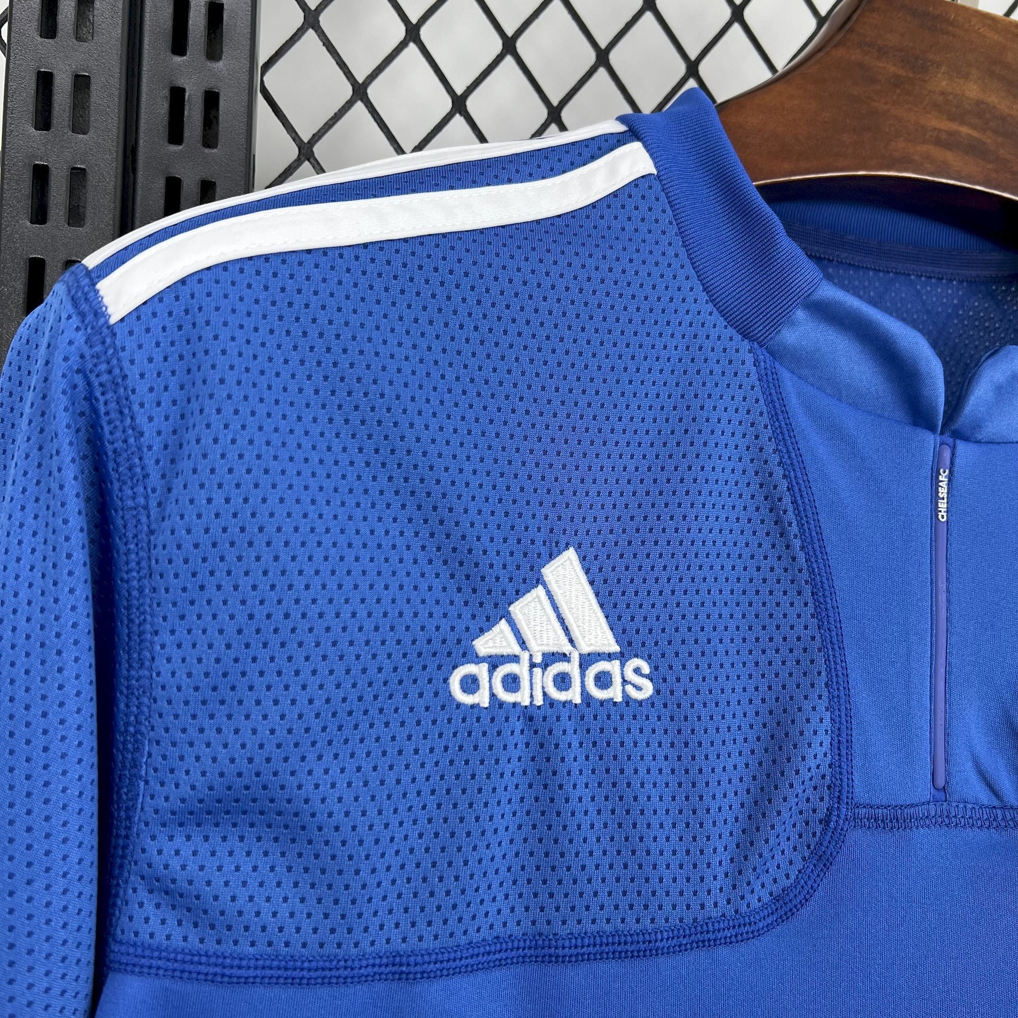 Chelsea 2009/10 Home Retro Jersey