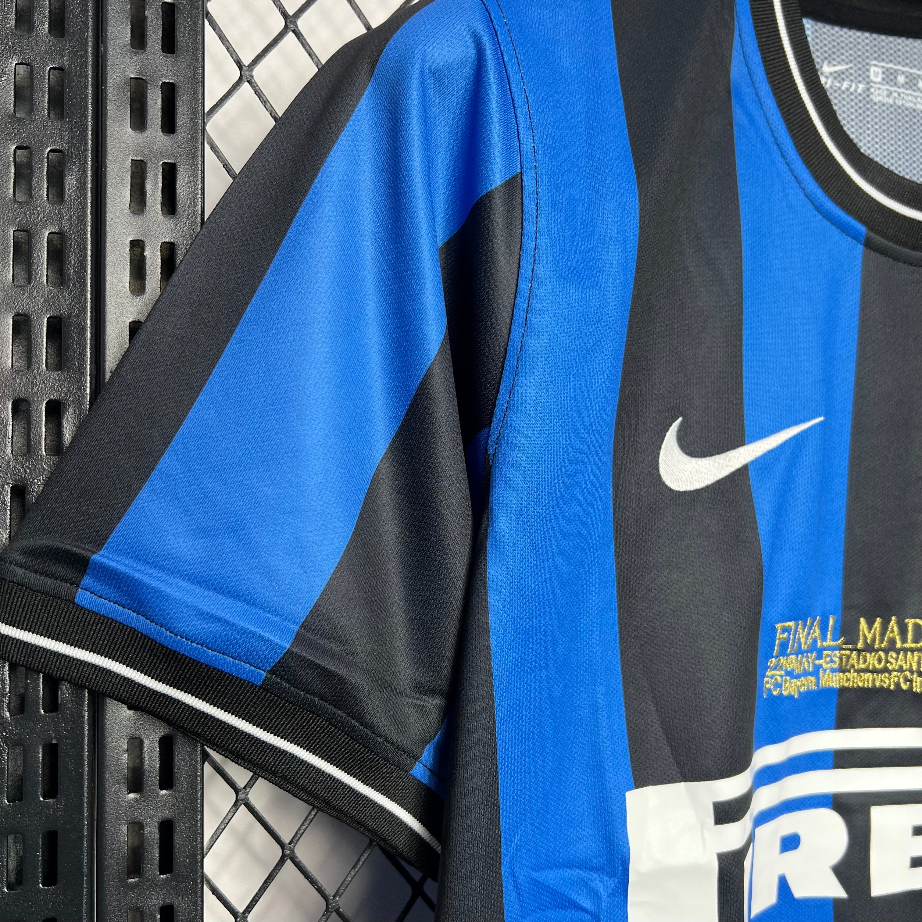 Inter Milan 2009/10 Home Retro Jersey