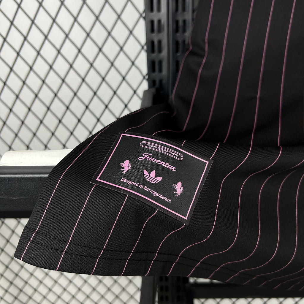 Mens Juventus 2026/27 Originals Terrace Icons Jersey