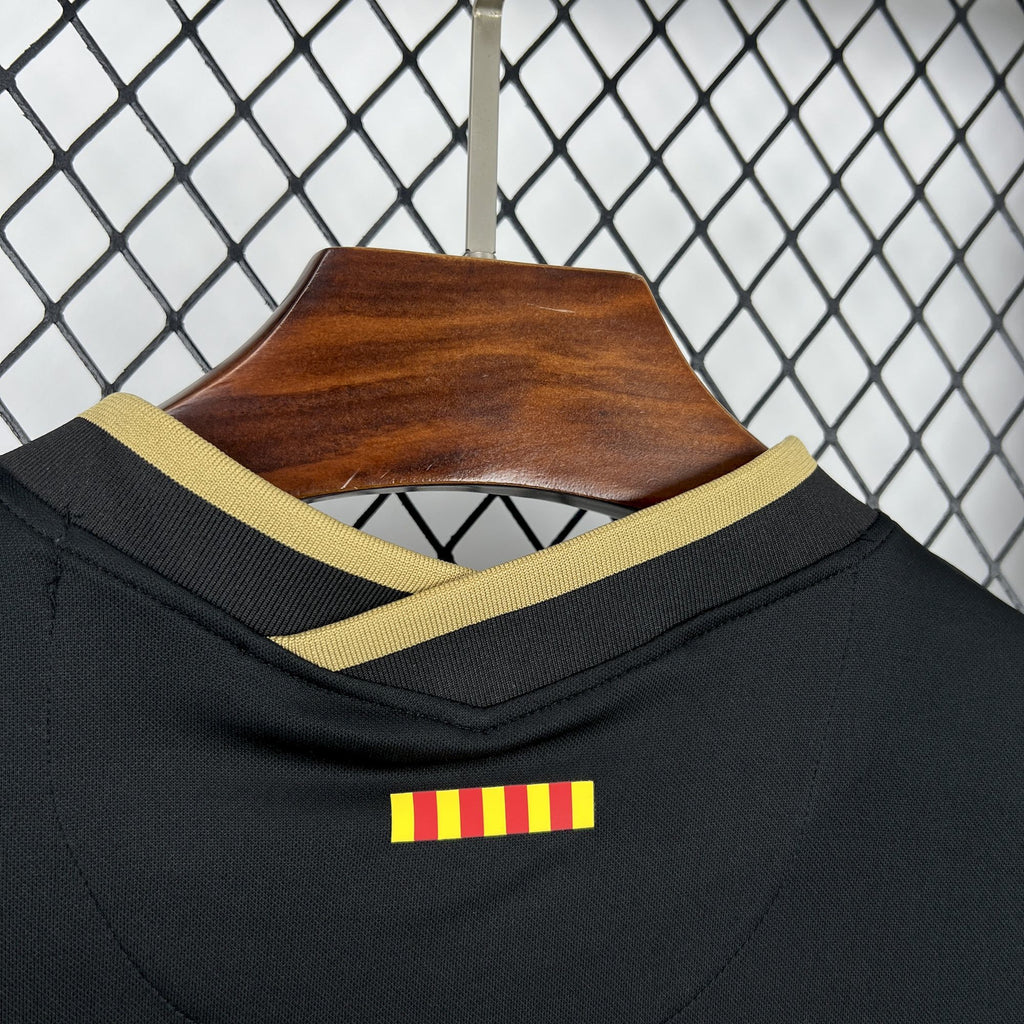 Retro Barcelona 2020/21 Away Jersey
