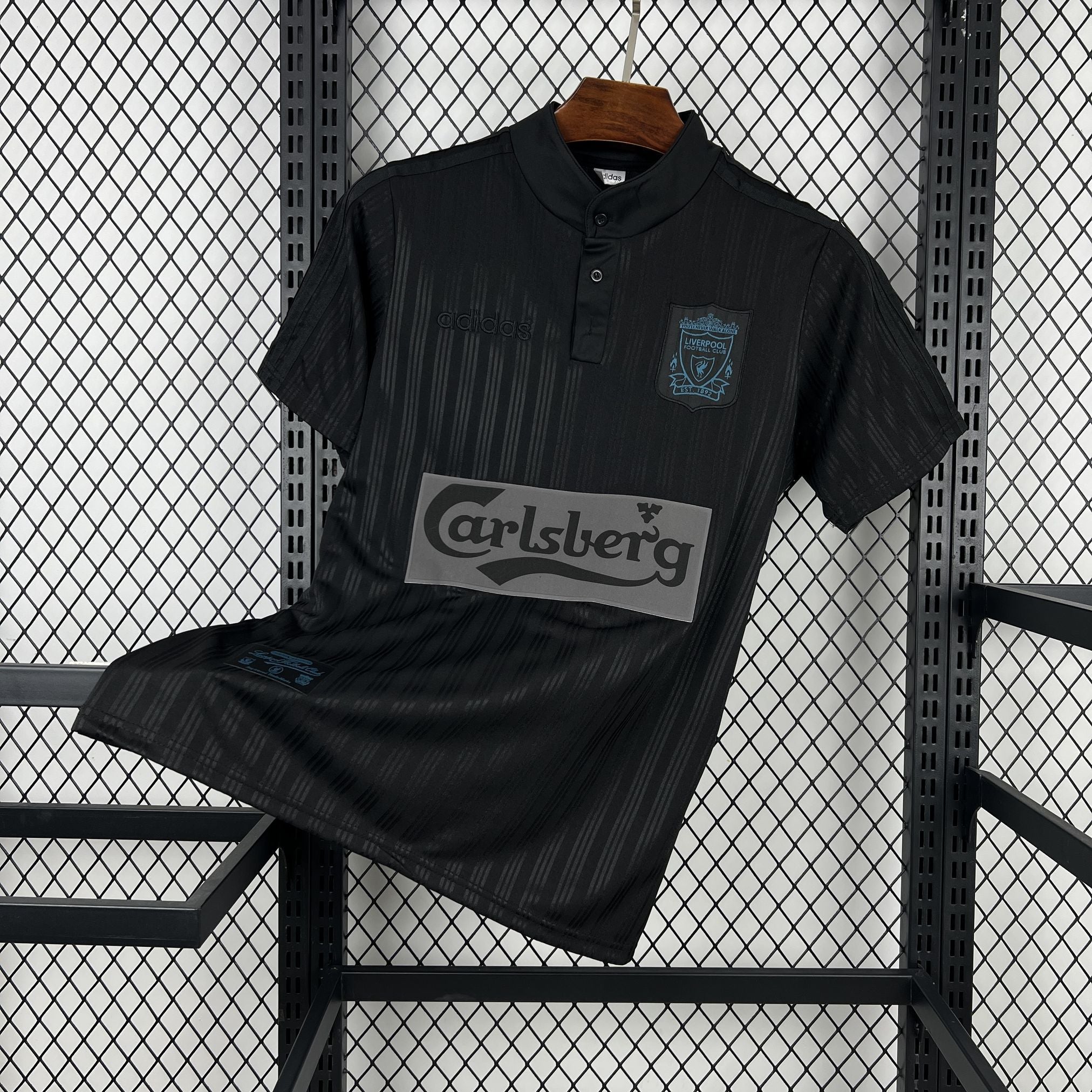 Retro Liverpool 1995/96 Black Special Jersey