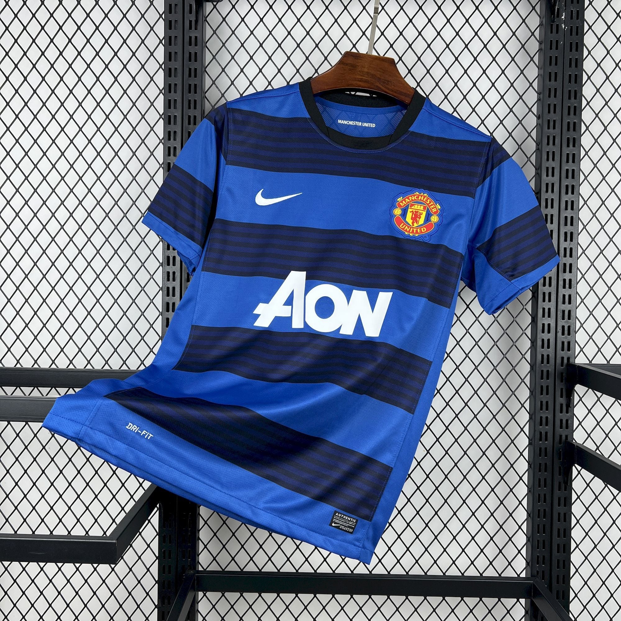 Manchester United 2011/12 Away Retro Jersey