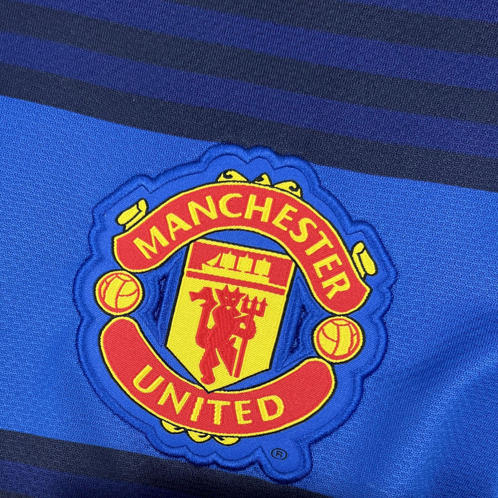 Manchester United 2011/12 Away Retro Jersey