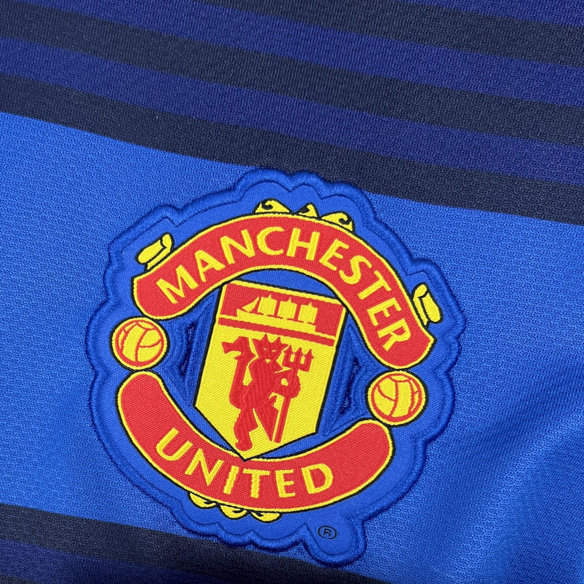 Manchester United 2011/12 Away Retro Jersey