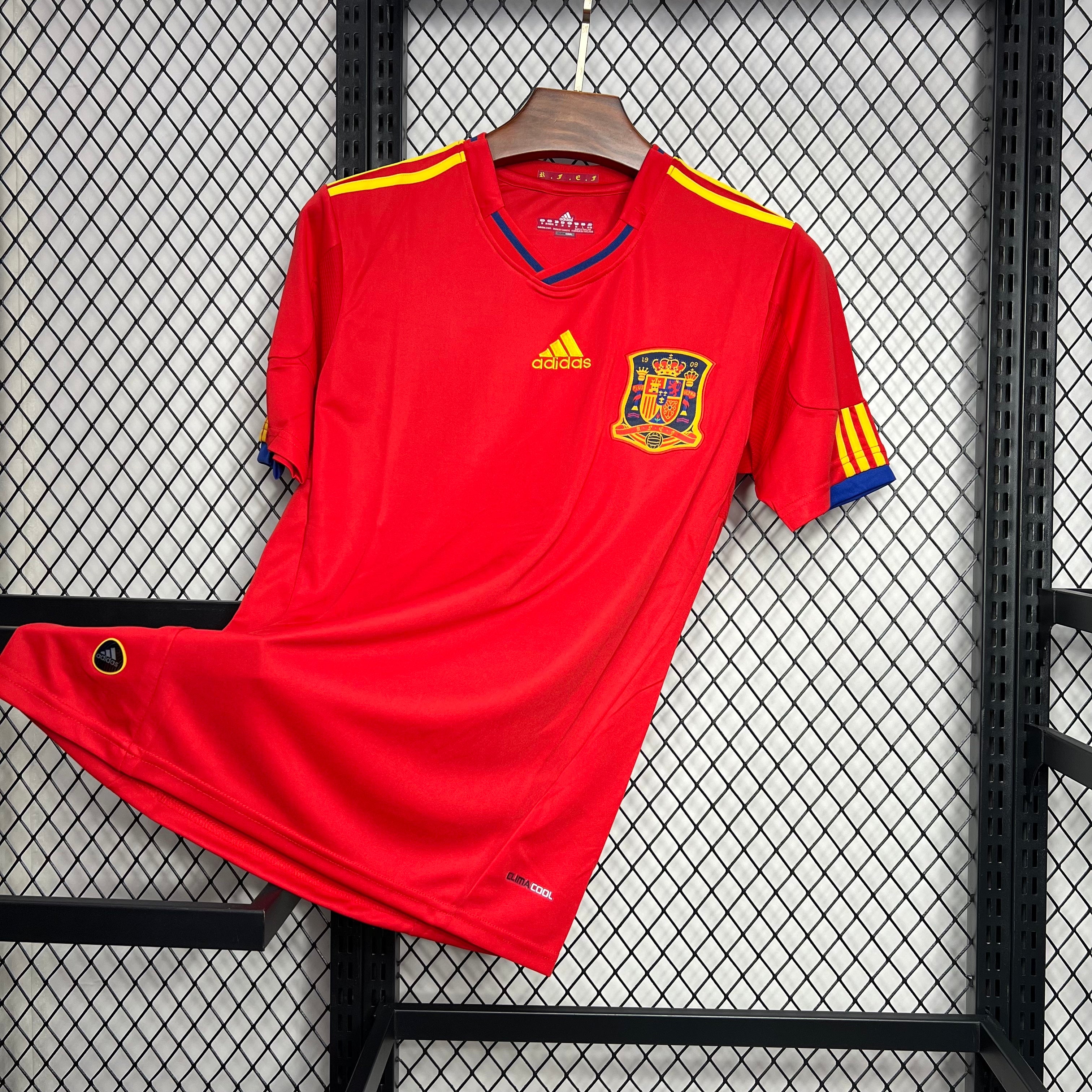 Spain 2010 Home Retro Jersey