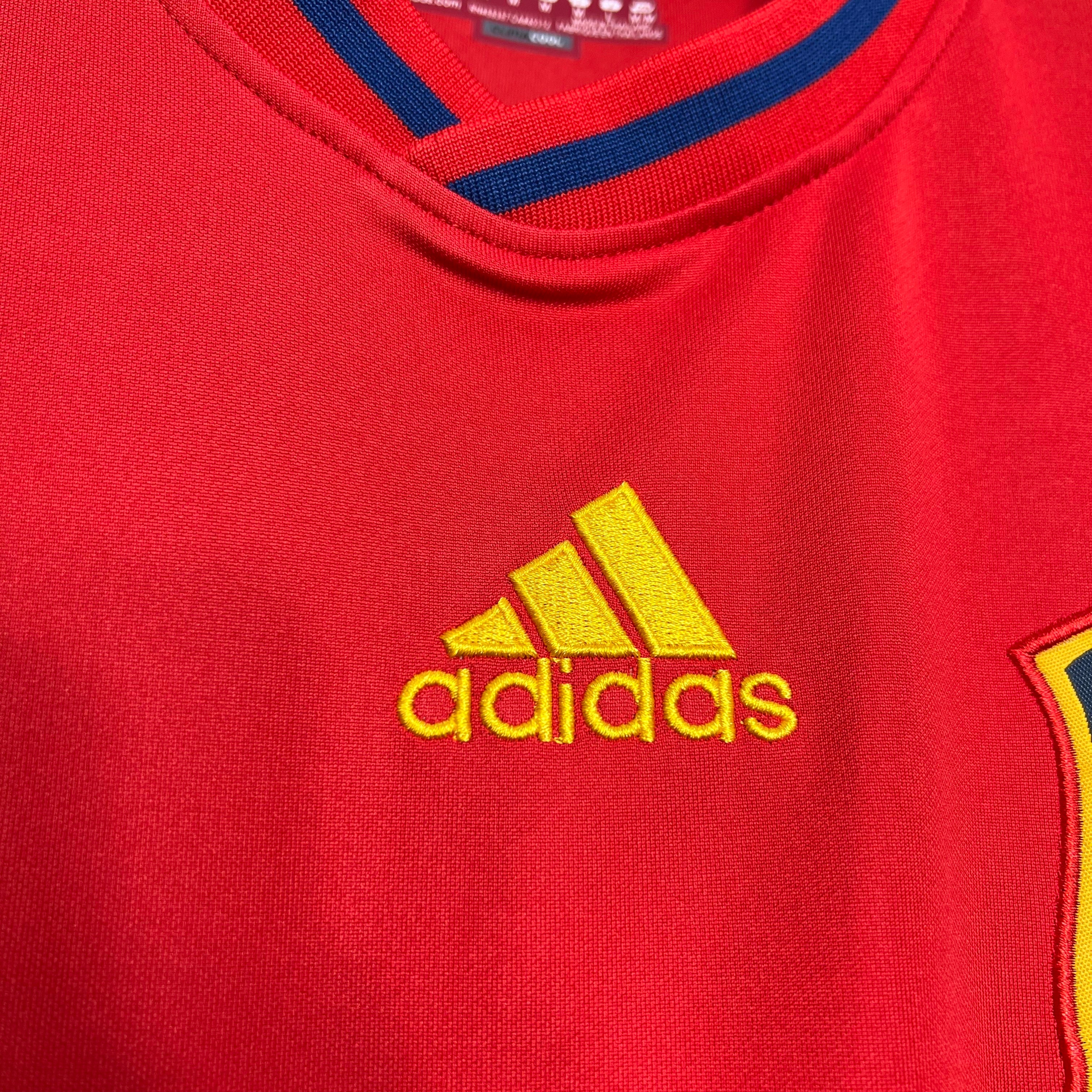 Spain 2010 Home Retro Jersey