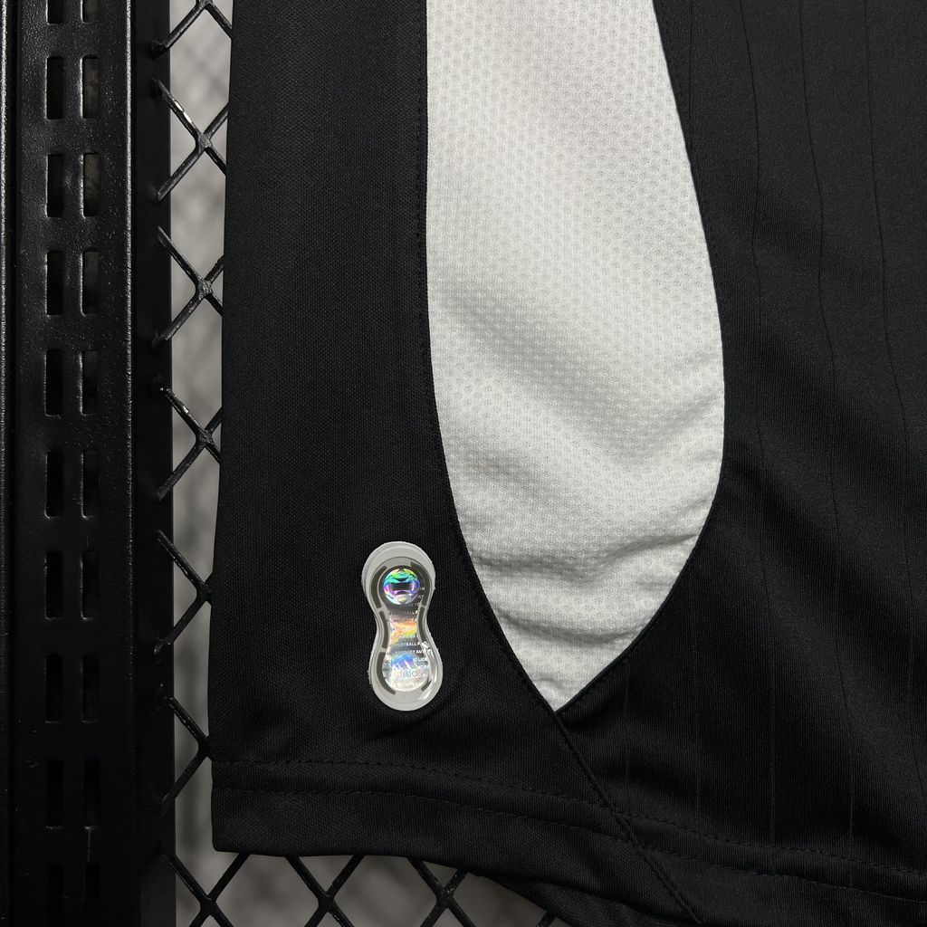Real Madrid 2006/07 Third Away Jersey