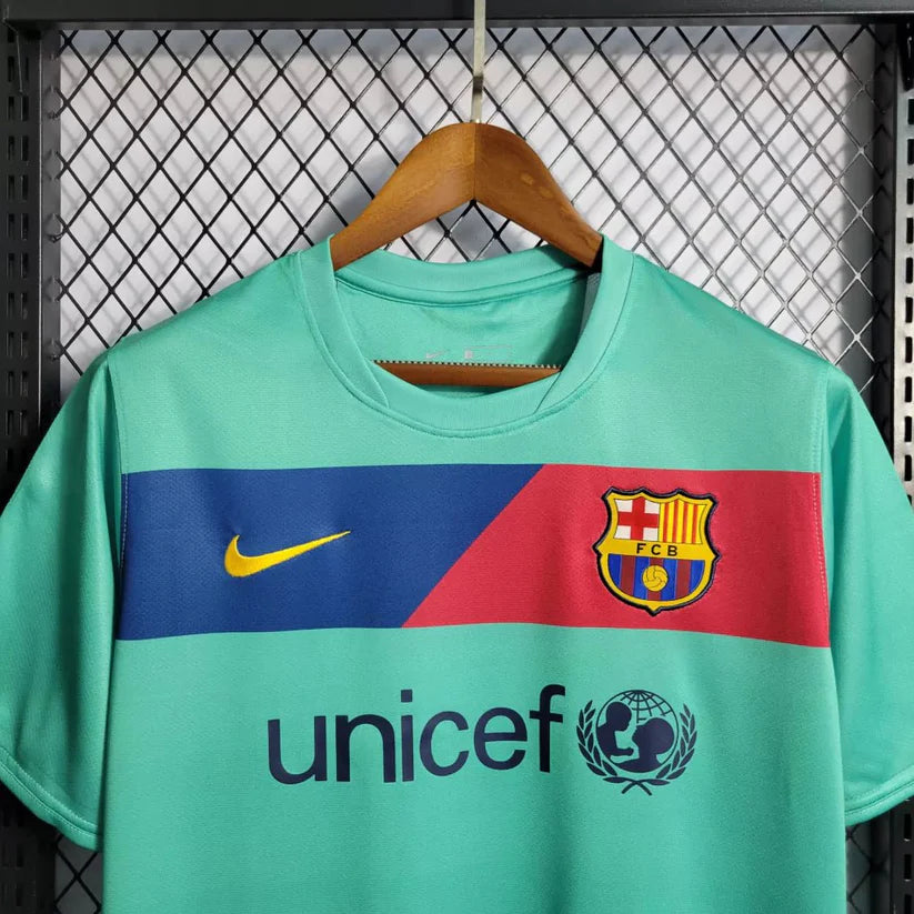 Barcelona 2010/11 Away Retro Jersey