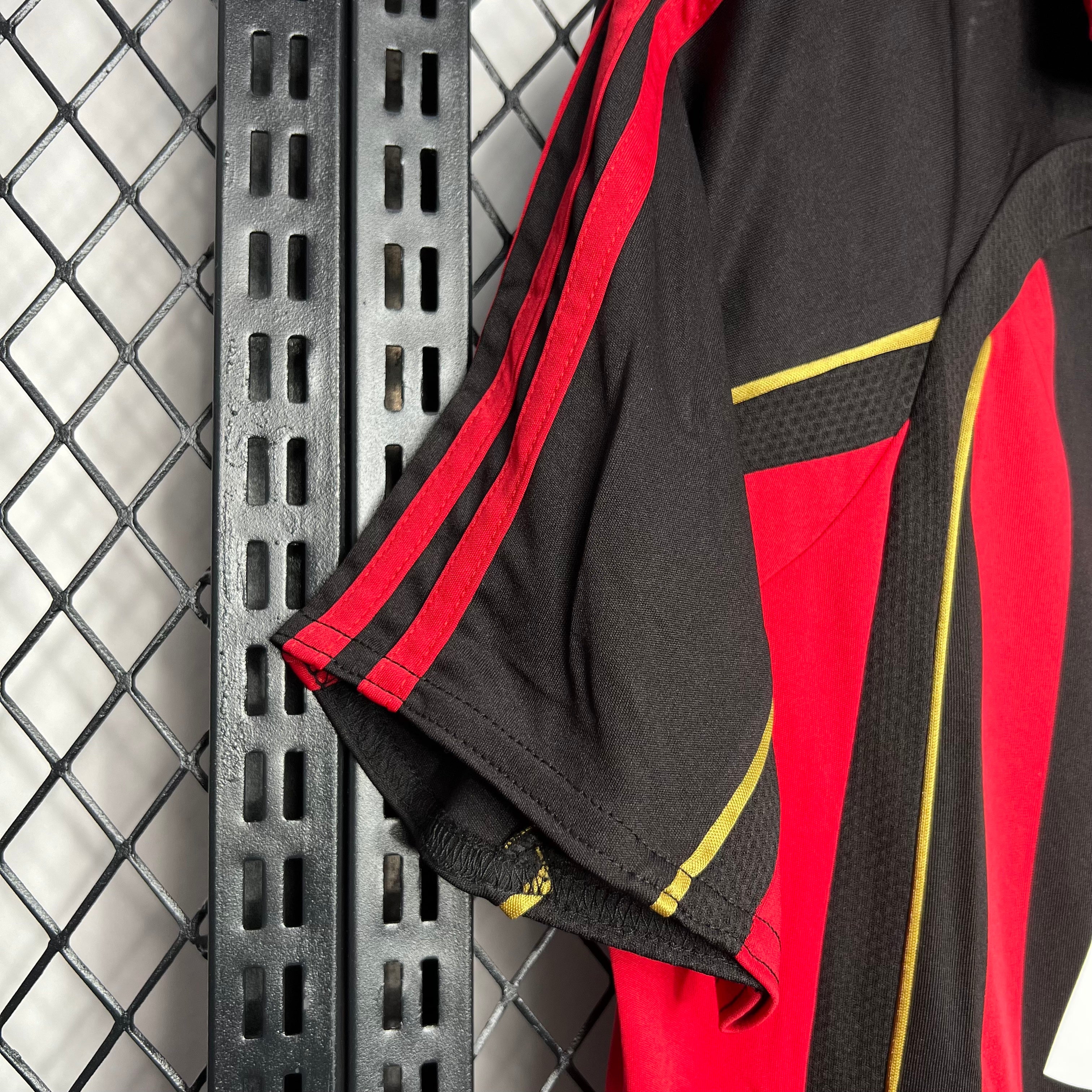 AC Milan 2006/07 Home Retro Jersey